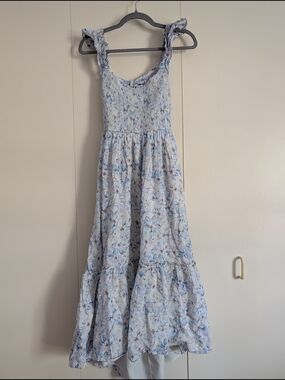 American Eagle Outfitters Light Blue Floral Smocked Sundress Tie Back, Ruffles